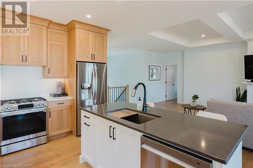 403 Northport Drive, Port Elgin, ON - Indoor Photo Showing Kitchen With Upgraded Kitchen