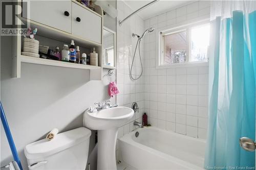 50 Vine Street, Moncton, NB - Indoor Photo Showing Bathroom