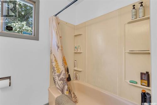 103 Mackie Crescent, Saskatoon, SK - Indoor Photo Showing Bathroom