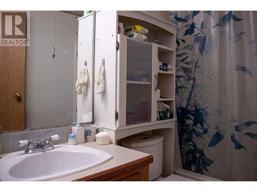 1499 Cecil Lake Road, Fort St. John, BC - Indoor Photo Showing Bathroom