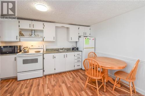 40 Portuaire Avenue, Grande-Anse, NB - Indoor Photo Showing Kitchen