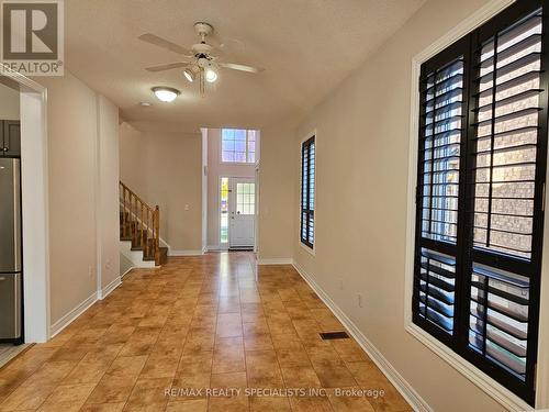 3369 Fountain Park Avenue, Mississauga, ON - Indoor Photo Showing Other Room