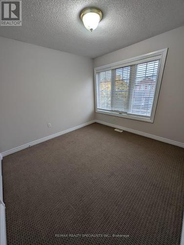 3369 Fountain Park Avenue, Mississauga, ON - Indoor Photo Showing Other Room