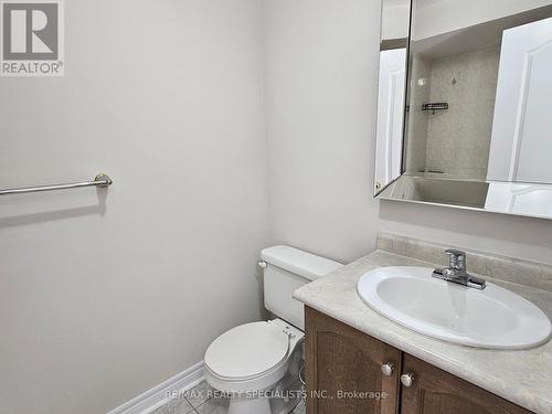 3369 Fountain Park Avenue, Mississauga, ON - Indoor Photo Showing Bathroom