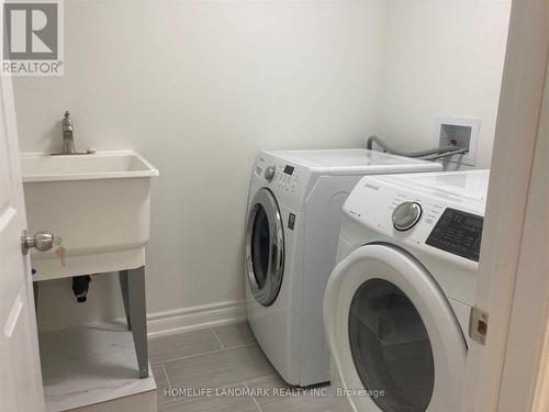 Bsmt - 40 Crystal Drive, Richmond Hill, ON - Indoor Photo Showing Laundry Room