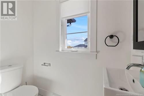 84 Warner Street, Moncton, NB - Indoor Photo Showing Bathroom