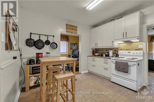 11 Melrose Avenue, Ottawa, ON - Indoor Photo Showing Kitchen