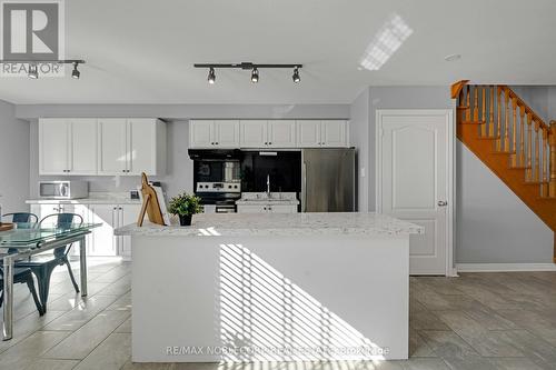 74 Waterbury Street, Caledon, ON - Indoor Photo Showing Kitchen