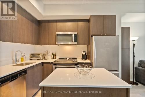 B201 - 5240 Dundas Street W, Burlington, ON - Indoor Photo Showing Kitchen With Upgraded Kitchen