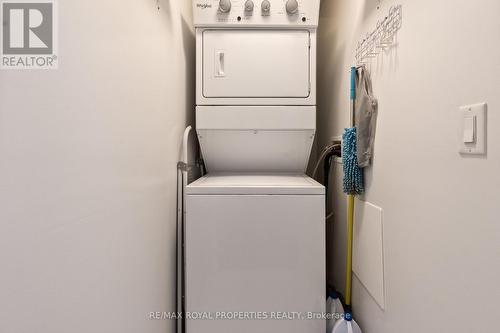 B201 - 5240 Dundas Street W, Burlington, ON - Indoor Photo Showing Laundry Room