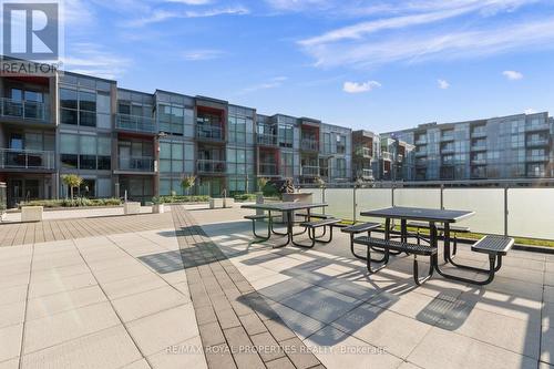 B201 - 5240 Dundas Street W, Burlington, ON - Outdoor