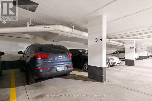 B201 - 5240 Dundas Street W, Burlington, ON - Indoor Photo Showing Garage