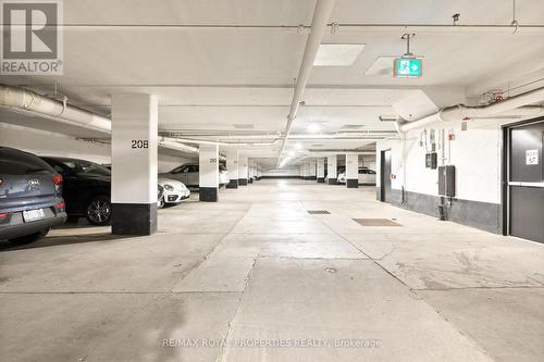 B201 - 5240 Dundas Street W, Burlington, ON - Indoor Photo Showing Garage