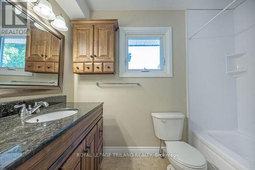 369 Valleyview Avenue, London, ON - Indoor Photo Showing Bathroom