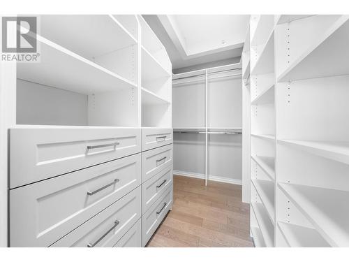 1806 1128 Quebec Street, Vancouver, BC - Indoor With Storage