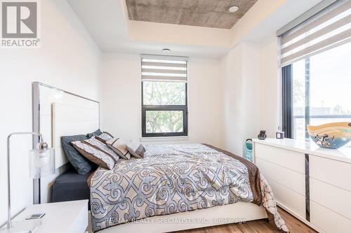 209 - 7 Erie Avenue, Brantford, ON - Indoor Photo Showing Bedroom