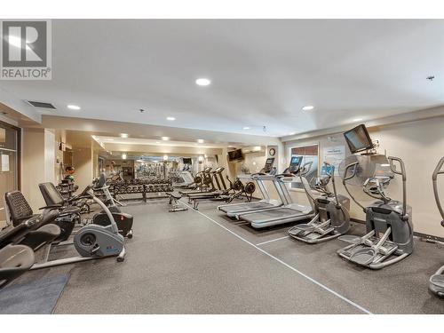 1075 Sunset Drive Unit# 505, Kelowna, BC - Indoor Photo Showing Gym Room