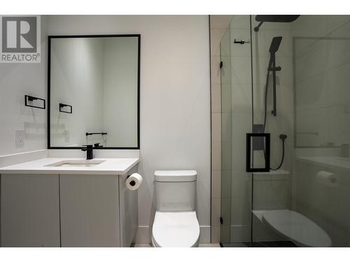 1550 Viognier Drive, West Kelowna, BC - Indoor Photo Showing Bathroom