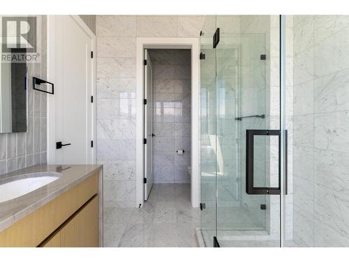 1550 Viognier Drive, West Kelowna, BC - Indoor Photo Showing Bathroom