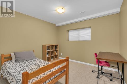 5199 Cobble Crescent, Kelowna, BC - Indoor Photo Showing Bedroom