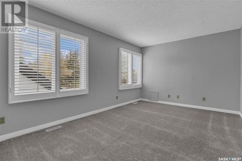 1024 Gryphons Walk, Regina, SK - Indoor Photo Showing Other Room