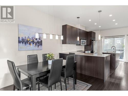 600 Sherwood Road Unit# 13, Kelowna, BC - Indoor Photo Showing Dining Room