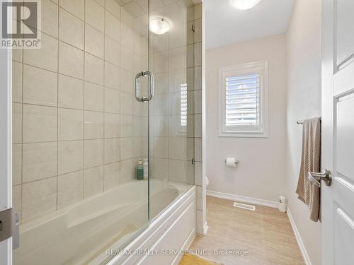 1 Seanesy Drive, Thorold, ON - Indoor Photo Showing Bathroom