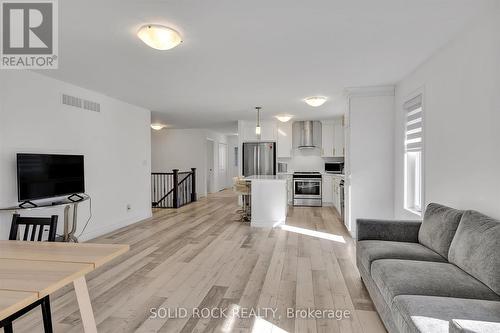 26 Riverside Trail, Trent Hills, ON - Indoor Photo Showing Living Room