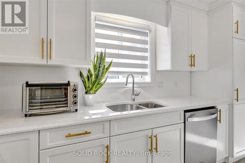 26 Riverside Trail, Trent Hills, ON - Indoor Photo Showing Kitchen With Double Sink