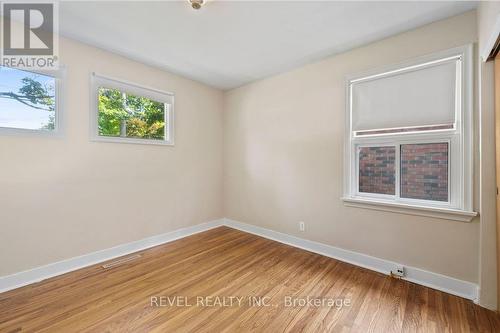 6456 Burdette Drive, Niagara Falls, ON - Indoor Photo Showing Other Room