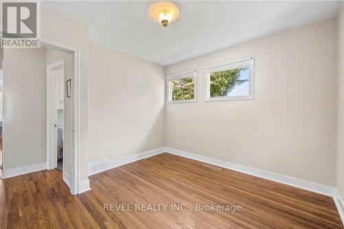 6456 Burdette Drive, Niagara Falls, ON - Indoor Photo Showing Other Room