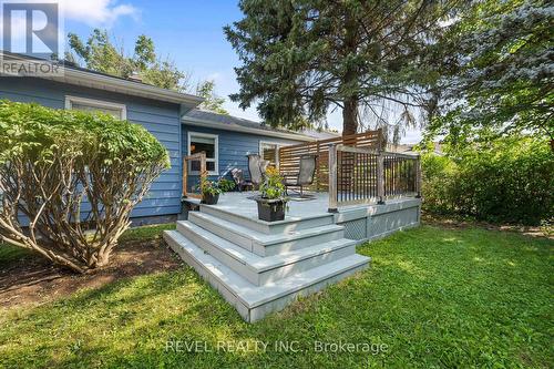 6456 Burdette Drive, Niagara Falls, ON - Outdoor With Deck Patio Veranda