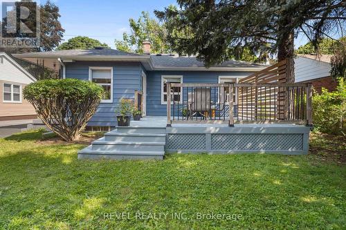 6456 Burdette Drive, Niagara Falls, ON - Outdoor With Deck Patio Veranda