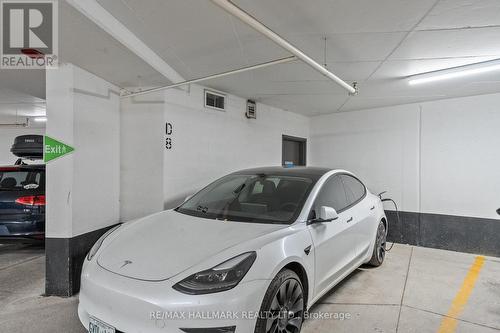 909 - 1201 Dundas Street E, Toronto, ON - Indoor Photo Showing Garage