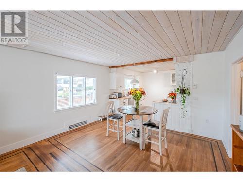 302 Scott Avenue, Penticton, BC - Indoor Photo Showing Dining Room