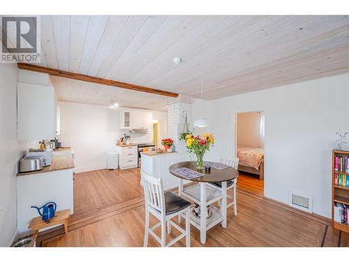 302 Scott Avenue, Penticton, BC - Indoor Photo Showing Dining Room