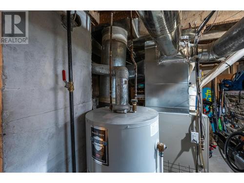 302 Scott Avenue, Penticton, BC - Indoor Photo Showing Basement