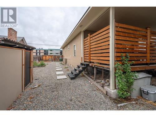 302 Scott Avenue, Penticton, BC - Outdoor With Exterior