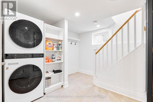 31 Windsor Drive, Ajax, ON - Indoor Photo Showing Laundry Room