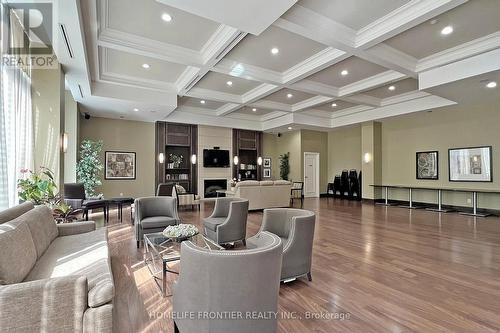 1514 - 15 North Park Road, Vaughan, ON - Indoor