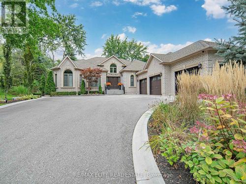 71 Glacier Court, Vaughan, ON - Outdoor With Facade