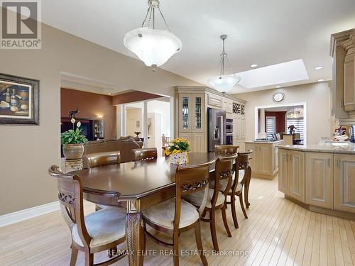 71 Glacier Court, Vaughan, ON - Indoor Photo Showing Dining Room