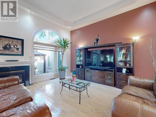 71 Glacier Court, Vaughan, ON - Indoor Photo Showing Living Room With Fireplace