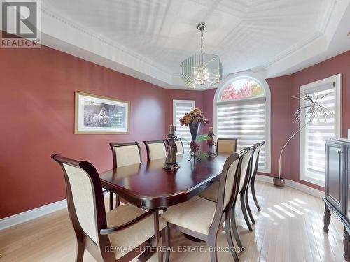 71 Glacier Court, Vaughan, ON - Indoor Photo Showing Dining Room