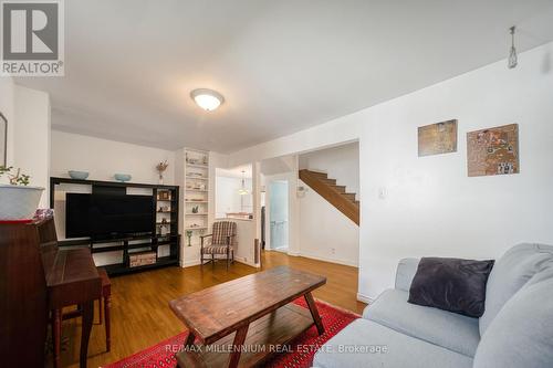 173 Barrie Road, Orillia, ON - Indoor Photo Showing Living Room