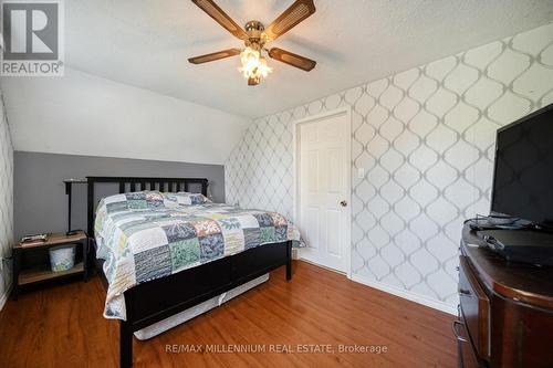 173 Barrie Road, Orillia, ON - Indoor Photo Showing Bedroom