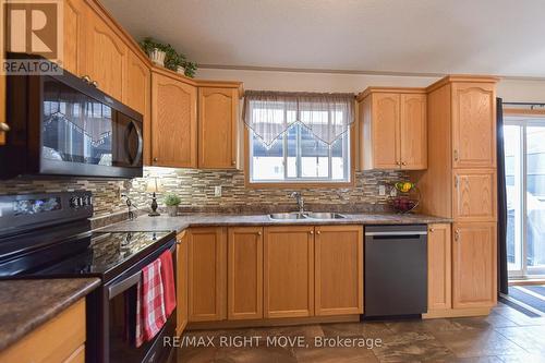 3015 Sparrow Lake Road S, Severn, ON - Indoor Photo Showing Kitchen With Double Sink