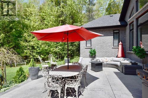 2 Sycamore Circle, Springwater, ON - Outdoor With Exterior