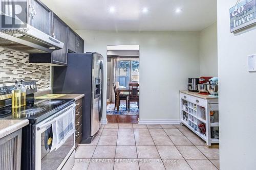 82 Festoon Place, Brampton, ON - Indoor Photo Showing Kitchen