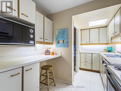 Ph 8 - 284 Mill Road, Toronto, ON - Indoor Photo Showing Kitchen With Double Sink